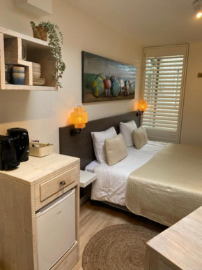 Bed & Beach Zeekraal